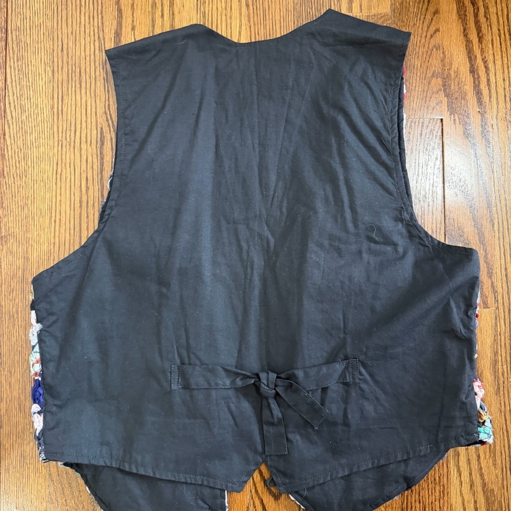 A J Vintage Silk Blend Loop Multi Color Vest Size Small - Picture 6 of 8